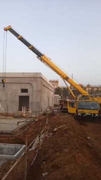 Location grue mobile رافعة للكراء