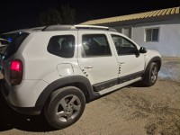 voitures-dacia-sandero-2014-es-senia-oran-algerie