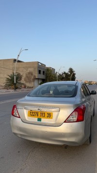 سيارات-nissan-sunny-2013-قمار-الوادي-الجزائر
