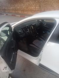 voitures-renault-clio-4-2013-dynamique-plus-tiaret-algerie