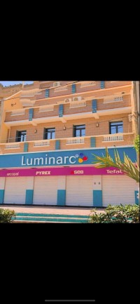 تجارة-و-مبيعات-vendeuse-برج-الكيفان-الجزائر