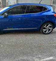 citadine-renault-clio-5-2022-rs-line-ghazaouet-tlemcen-algerie