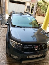 سيارات-dacia-sandero-2017-stepway-بئر-خادم-الجزائر
