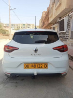 voitures-renault-clio-5-2022-tlemcen-algerie