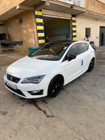 voitures-seat-leon-2015-linea-r-oued-lilli-tiaret-algerie