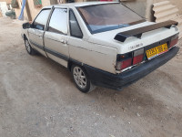 moyenne-berline-renault-21-1988-ouled-rechache-khenchela-algerie