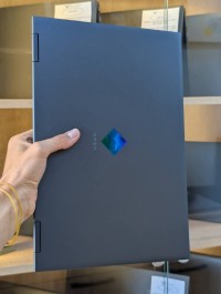 كمبيوتر-محمول-hp-omen-15-156-ryzen-7-5800h-16gb-1tb-ssd-rtx-3070-باب-الزوار-الجزائر