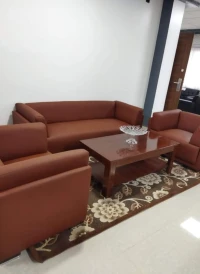 Salon 5 place local 