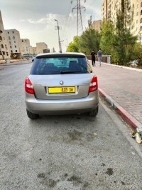 سيارات-skoda-fabia-2015-fresh-عين-النعجة-الجزائر