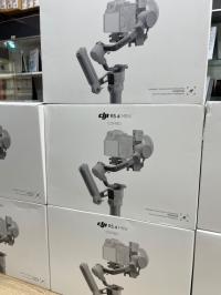DJI RS4 MINI COMBO thumbnail 4