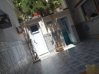 appartement-location-vacances-f2-mostaganem-mezghrane-algerie