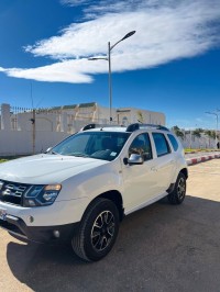 سيارات-dacia-duster-2016-laureate-قصر-البخاري-المدية-الجزائر