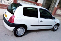 voitures-renault-clio-2-1999-mila-algerie