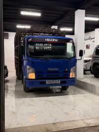 شاحنة-isuzu-2014-الخروب-قسنطينة-الجزائر