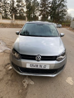 voitures-volkswagen-polo-2014-life-hadjout-tipaza-algerie