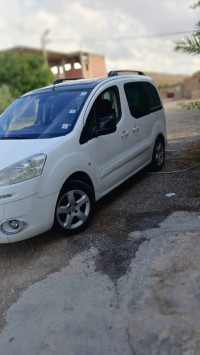 سيارات-peugeot-partner-2013-tepee-تكستار-برج-بوعريريج-الجزائر