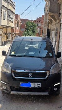 سيارات-peugeot-partner-2018-tepee-تبسة-الجزائر