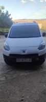 voitures-peugeot-partner-2015-b9-didouche-mourad-constantine-algerie