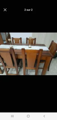 Table de Salle à Manger