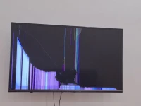 Tv Iris 42 pouce cassé 