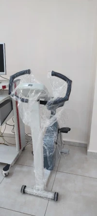 EPREUVE D'EFFORT CARDIAQUE AVEC CHARIOT ET VELO