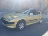 voitures-peugeot-206-2004-el-kseur-bejaia-algerie