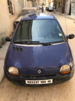 mini-citadine-renault-twingo-1995-les-eucalyptus-alger-algerie