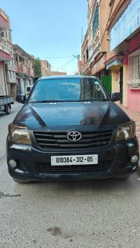 سيارات-toyota-hilux-2012-رأس-العيون-باتنة-الجزائر