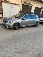 moyenne-berline-volkswagen-golf-7-2017-highline-staoueli-alger-algerie