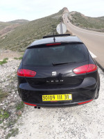 moyenne-berline-seat-leon-2011-oran-algerie