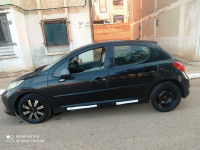 citadine-peugeot-207-2008-ain-tarek-relizane-algerie