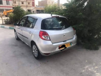 citadine-renault-clio-3-2011-oum-el-bouaghi-algerie