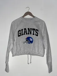 Sweatshirt H&M avec étiquette 