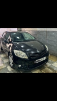 moyenne-berline-toyota-auris-2012-bir-el-djir-oran-algerie