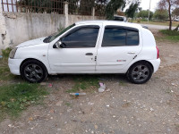 voitures-renault-clio-campus-2011-jijel-algerie