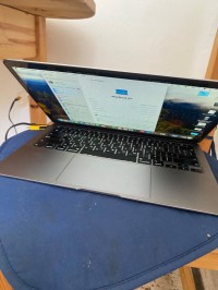 ماك-بوك-macbook-air-retina-بوسماعيل-تيبازة-الجزائر
