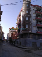 شقة-كراء-4-غرف-جيجل-الجزائر
