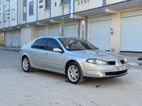 سيارات-renault-laguna-2-2001-expression-القرارم-قوقة-ميلة-الجزائر