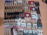 Lot maquillage original caba nabi3 fih 3la b3dh 