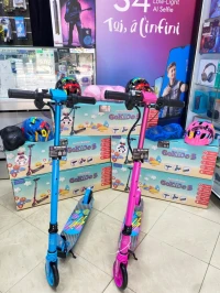 Trottinette électrique enfant 