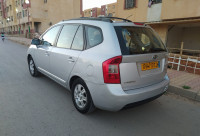 voitures-kia-carens-2007-3-medea-algerie