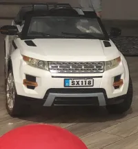 Grande voiture électrique 