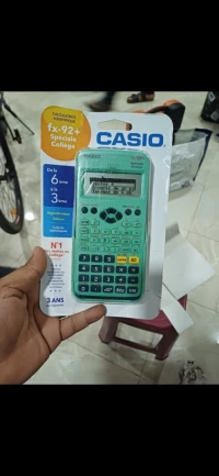 Calculatrice casio fx92 spécial collège 