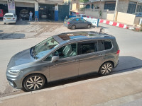 voitures-volkswagen-touran-2017-r-line-ain-naadja-alger-algerie