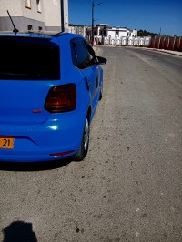 سيارات-volkswagen-polo-2015-عزابة-سكيكدة-الجزائر