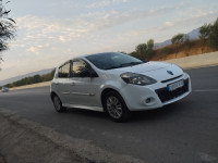 voitures-renault-clio-3-2011-night-and-day-bouira-algerie