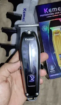 Tondeuse KEMEI sans fil الة حلاقة الشعر 