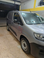 voitures-fiat-doblo-2023-el-eulma-setif-algerie