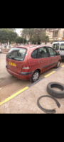 voitures-renault-scenic-2003-hadjadj-mostaganem-algerie