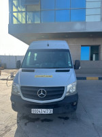 fourgon-mercedes-sprinter-vitres-14p-2017-oran-algerie